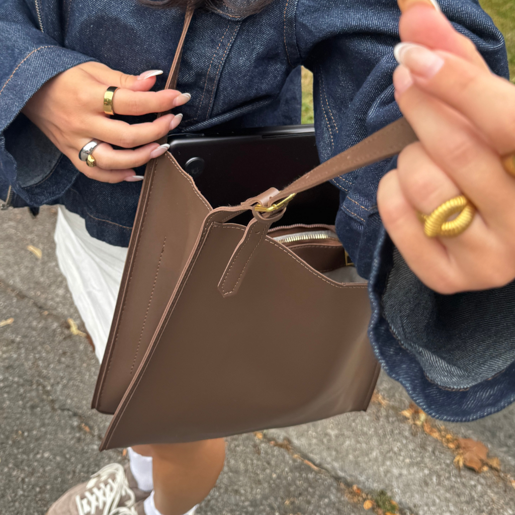 Sac Constance — AMBLE