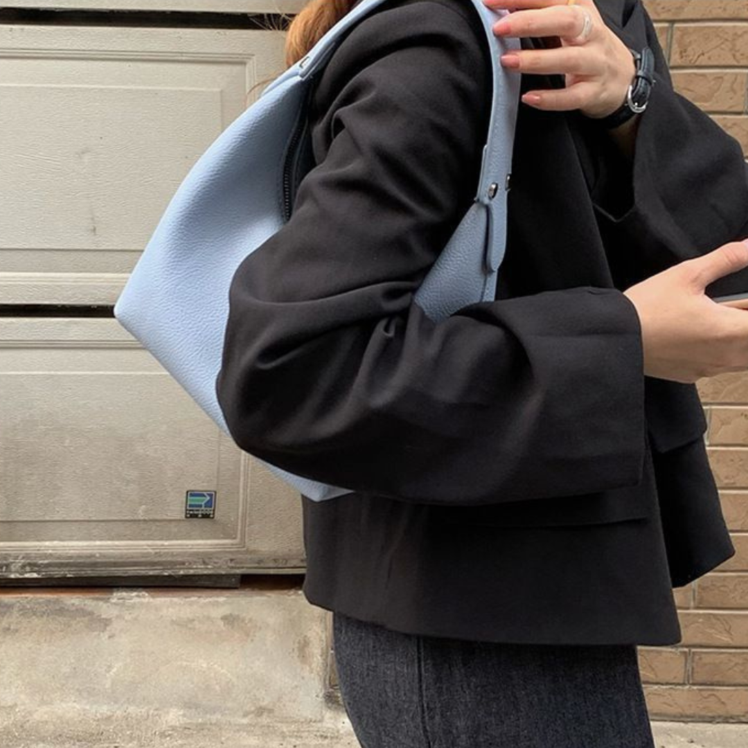 Sac Amira — AMBLE